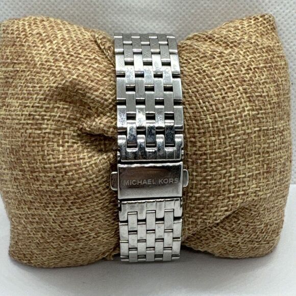 Michael Kors Darci MK3190 Womens Silver Stainless Steel Analog Dial Watch JNA388 main image 10
